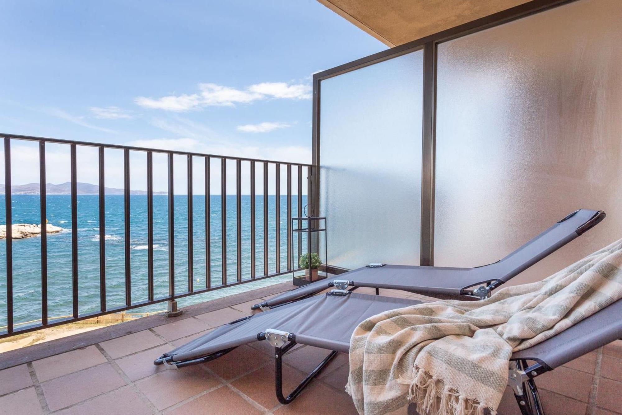 Apartamento El Capitan L'Escala Exterior photo